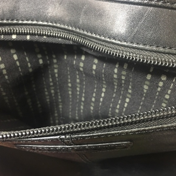 Fossil Brand black leather large satchel book bag - Picture 6 of 10